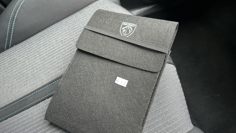 Peugeot 3008 1.2 Hybrid 136 Allure Premium+ 5dr e-DSC6 Petrol Estate